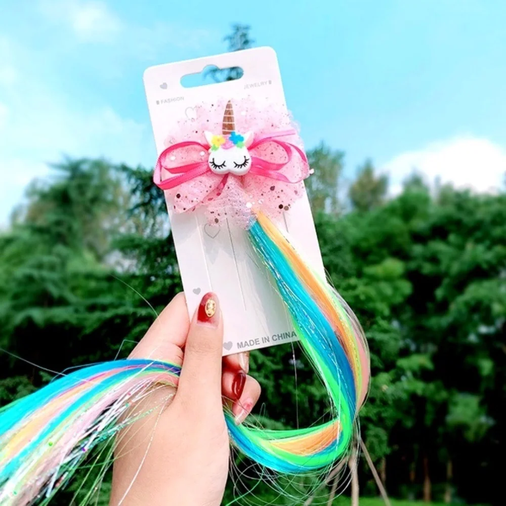 4- BEAUTIFUL UNICORNS /BOWS HAIR CLIPS